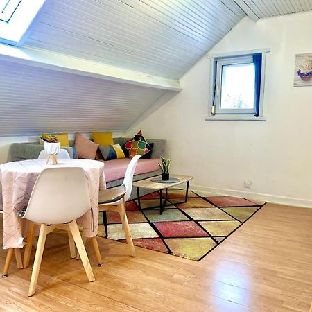 T2 Cosy Et Lumineux - Proche Centre Et Commodites Saint-Quentin  Exterior foto