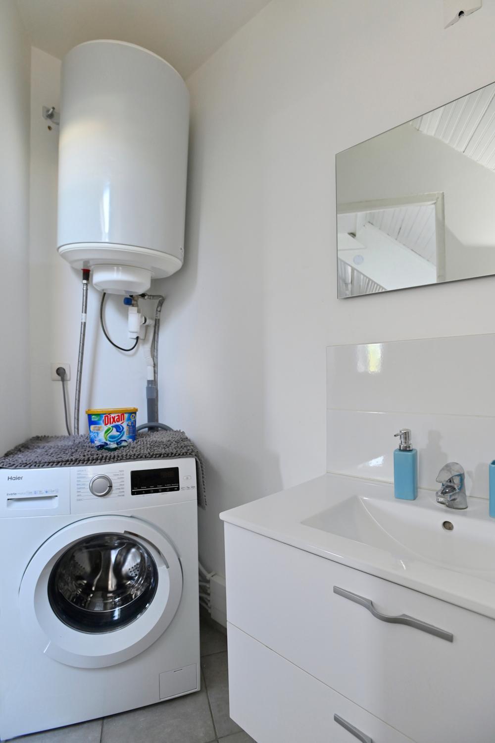 T2 Cosy Et Lumineux - Proche Centre Et Commodites Saint-Quentin  Exterior foto