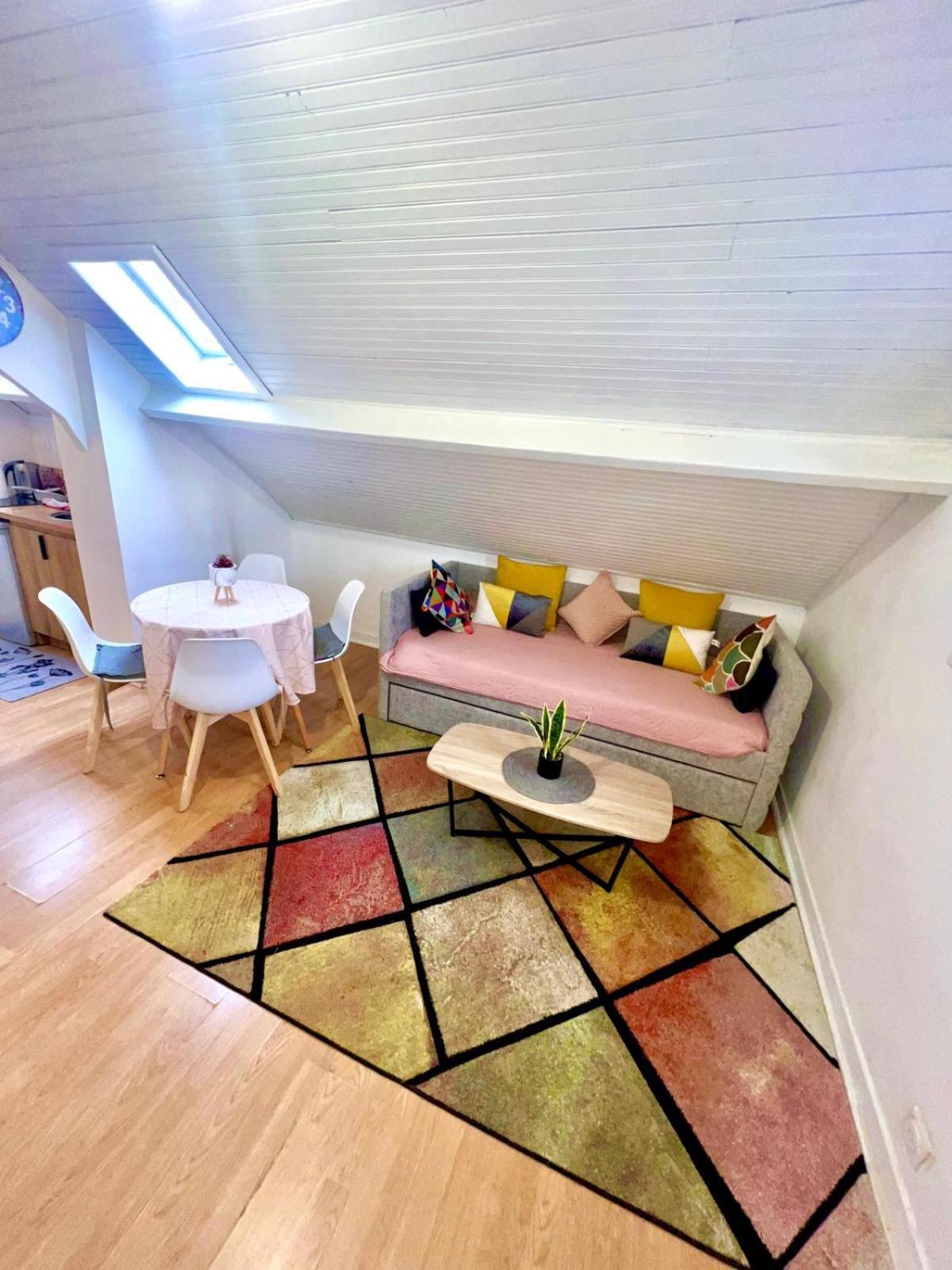 T2 Cosy Et Lumineux - Proche Centre Et Commodites Saint-Quentin  Exterior foto